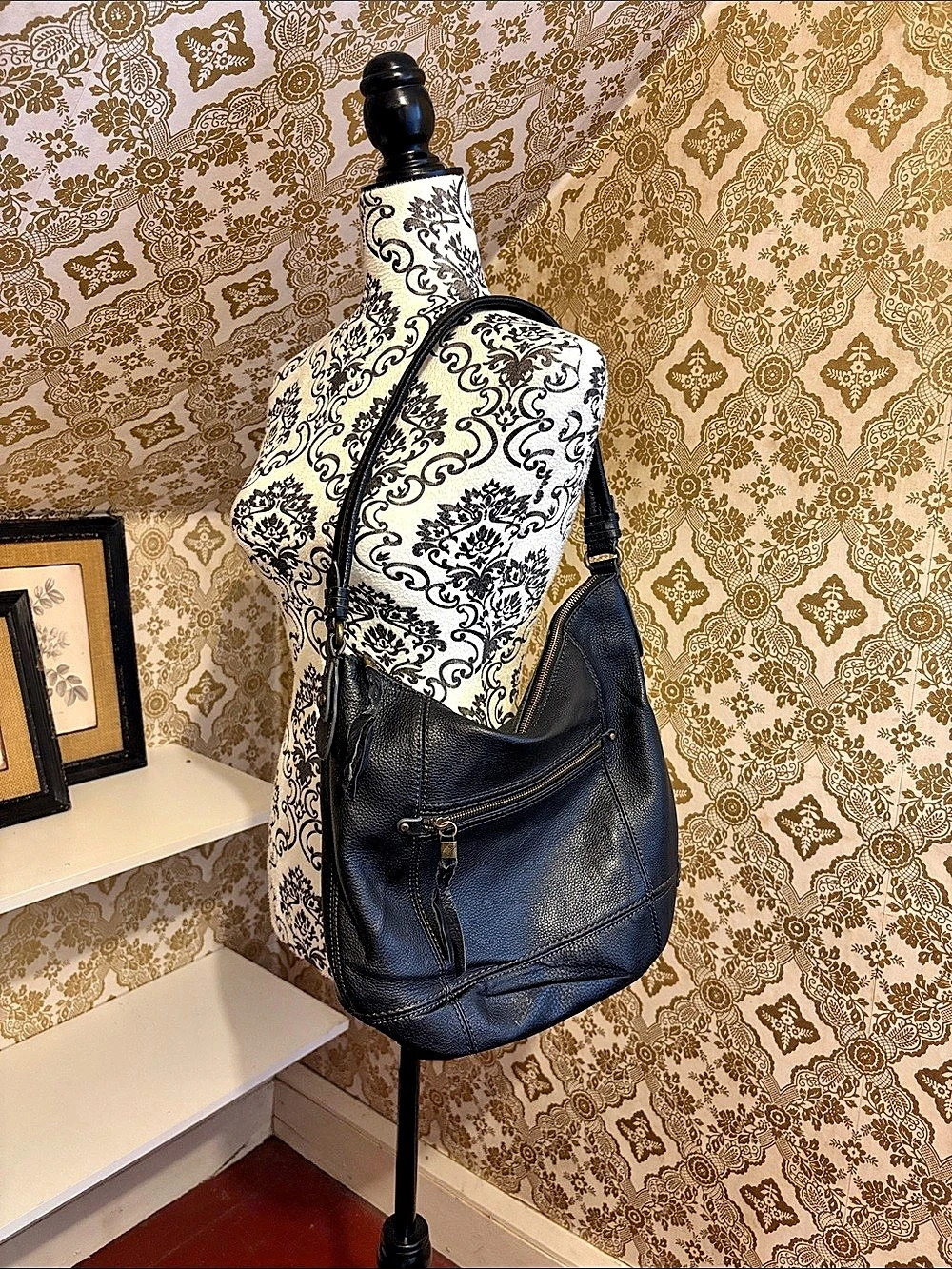 The Sak Sequoia Hobo Leather Shoulder Bag Black